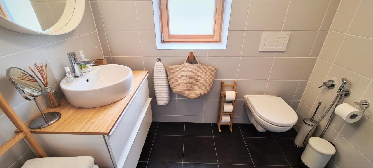 Loft Rezidence Kotel روكيتنسي ناد جيزيرو المظهر الخارجي الصورة
